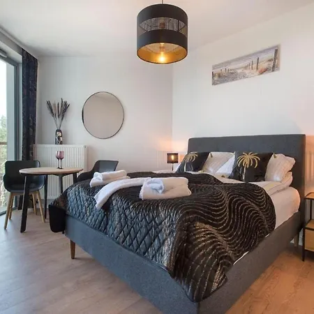 דירה In With Access *