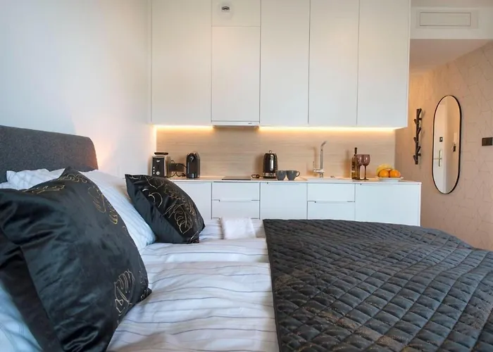 In With Access 포비에로보