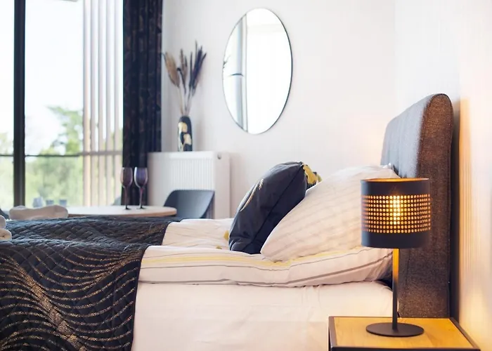 아파트 In With Access 포비에로보