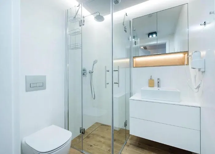 In With Access * 포비에로보